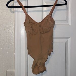 Bodysuit skims size L/XL